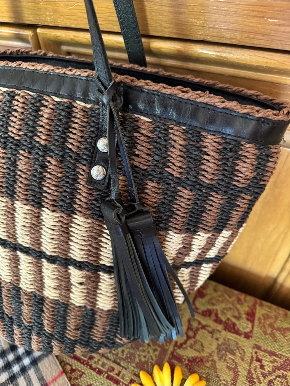 🌺 PATRICIA NASH; Sellia Maize Specialty Woven Tan/Black Zipper Top Tote Bag 4 U! - Picture 8 of 16